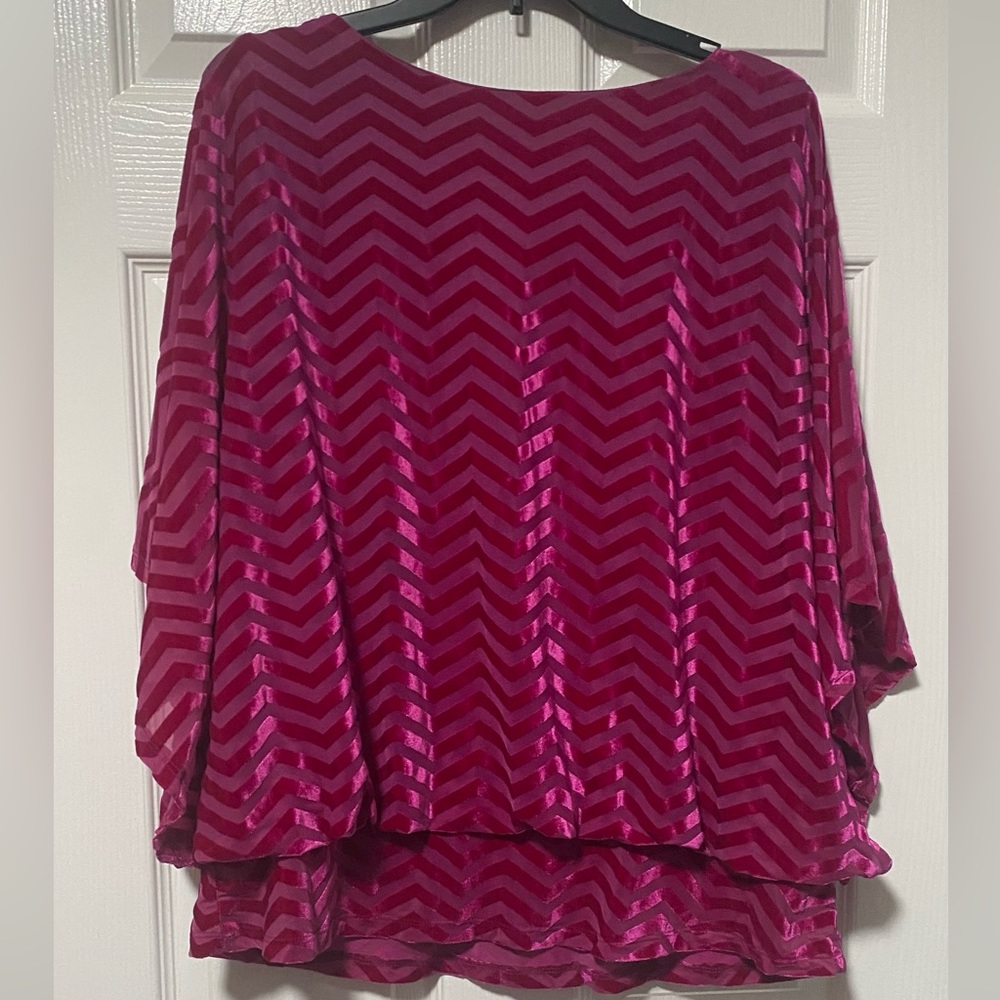 NWT Style & Co Violet Top With Chevron Design. - Picture 2 of 5